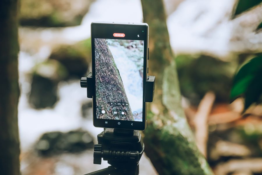 capturing nature with smartphone photography — The capability matrix lists everything Find My Plan does — no asterisks.