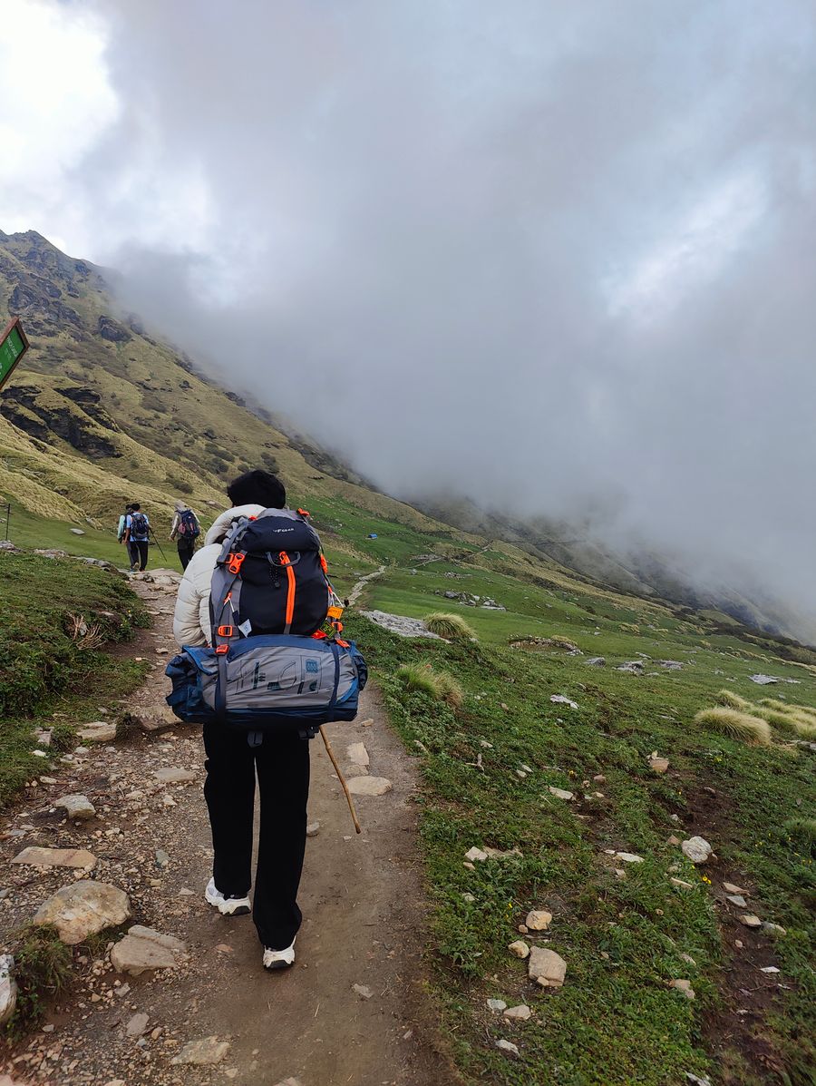 hiking adventure in rudra nath india